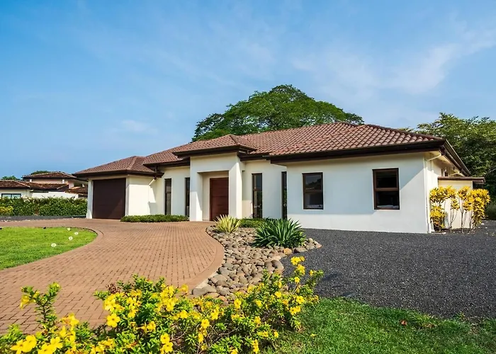 La Perla Cozy 3br Sleeps 10 Hacienda Pinilla