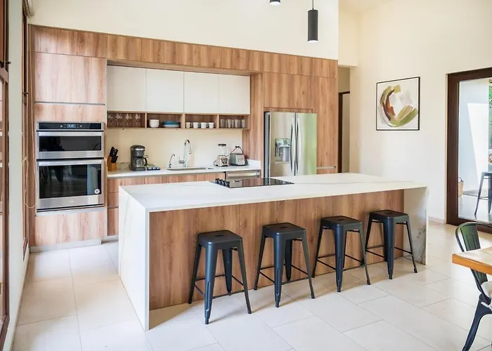 La Perla Cozy 3br Sleeps 10 Hacienda Pinilla Villa