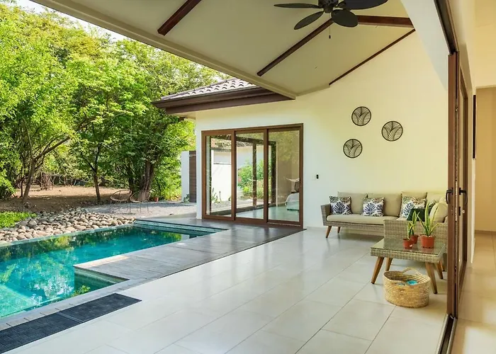 La Perla Cozy 3br Sleeps 10 Hacienda Pinilla *
